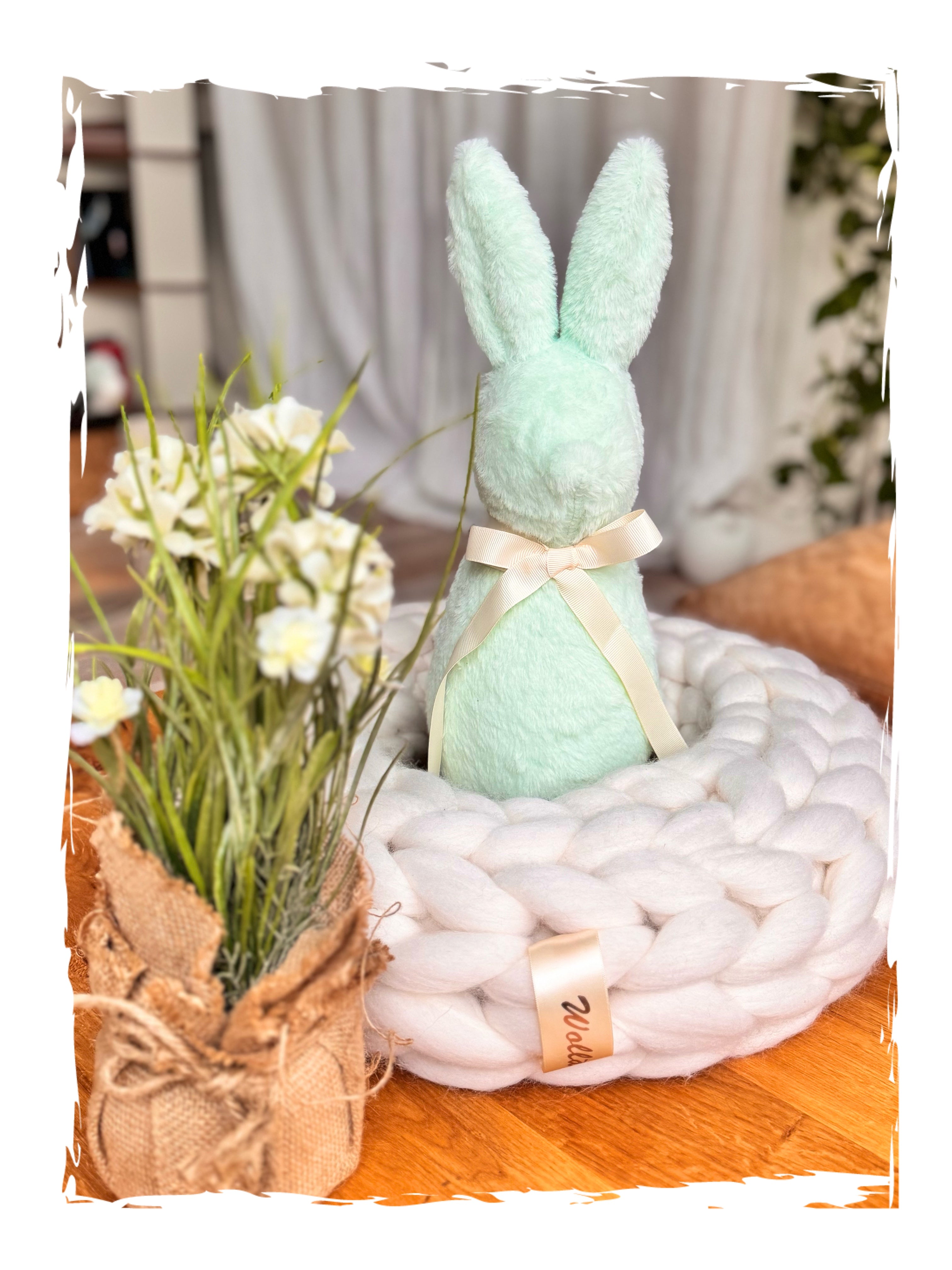 Osterhase Plüsch stehend